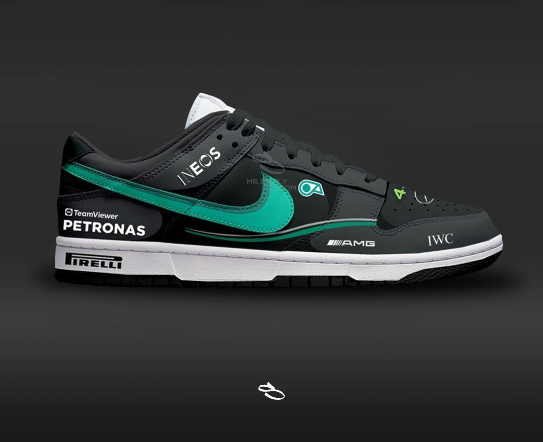 Mercedes Petronas Formula – Simply Custom